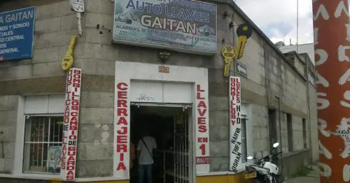 CERRAJERIA Y FERRETERIA AUTO LLAVES GAITAN CERRAJERIA Y FERRETERIA AUTO LLAVES GAITAN